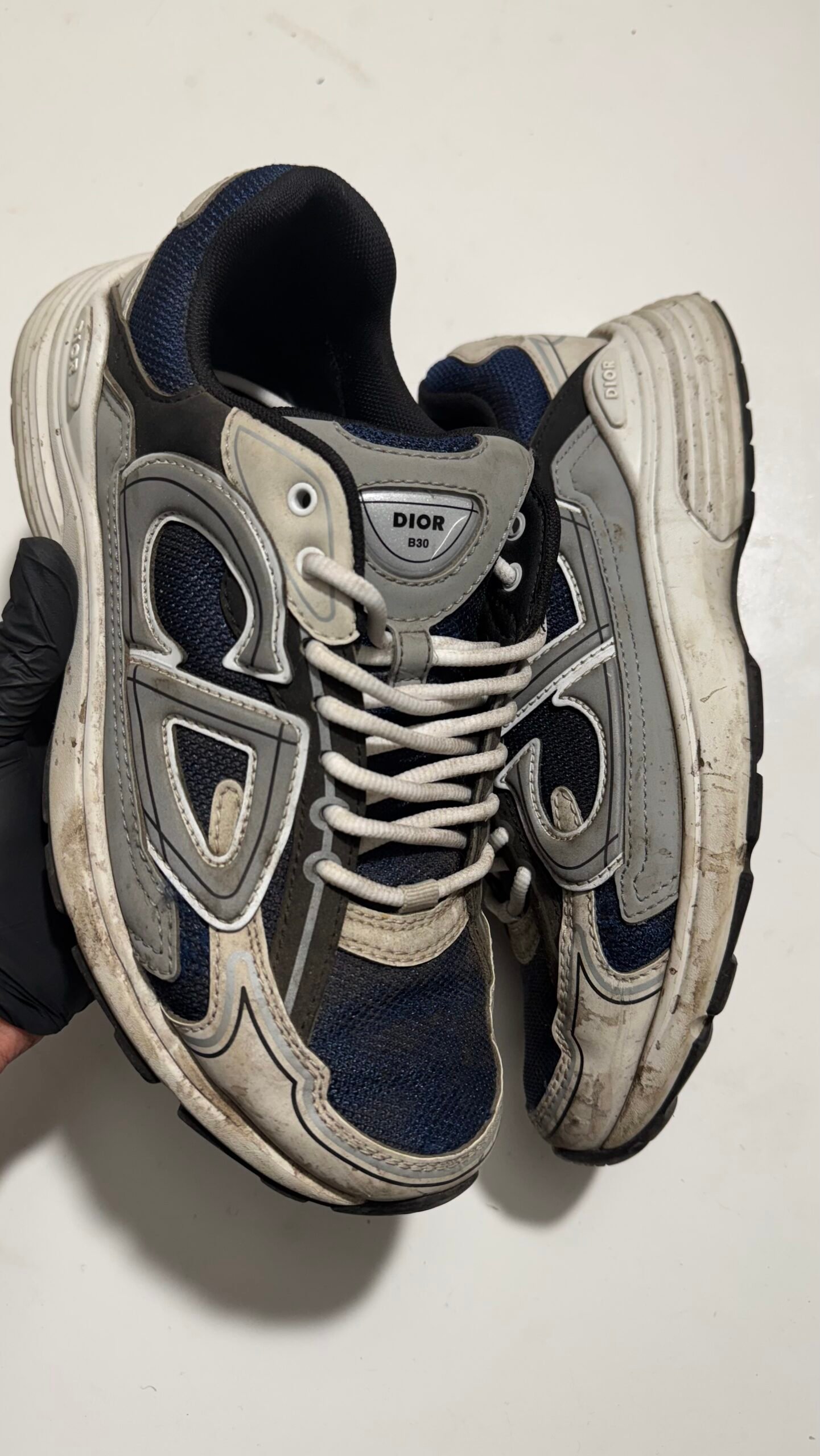 Sneakers vóór reiniging